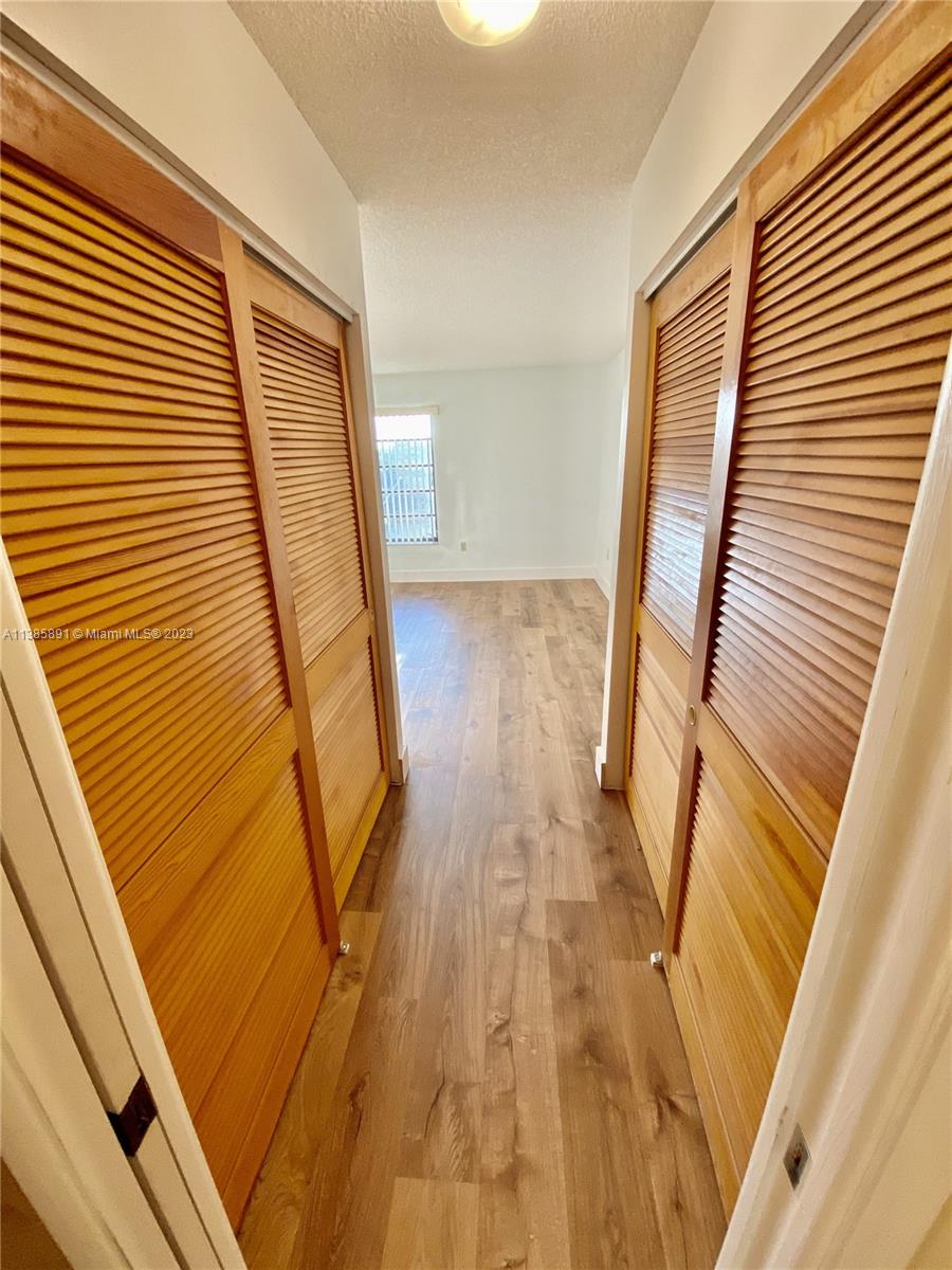 KENLAND WALK CONDO III - Residential Lease