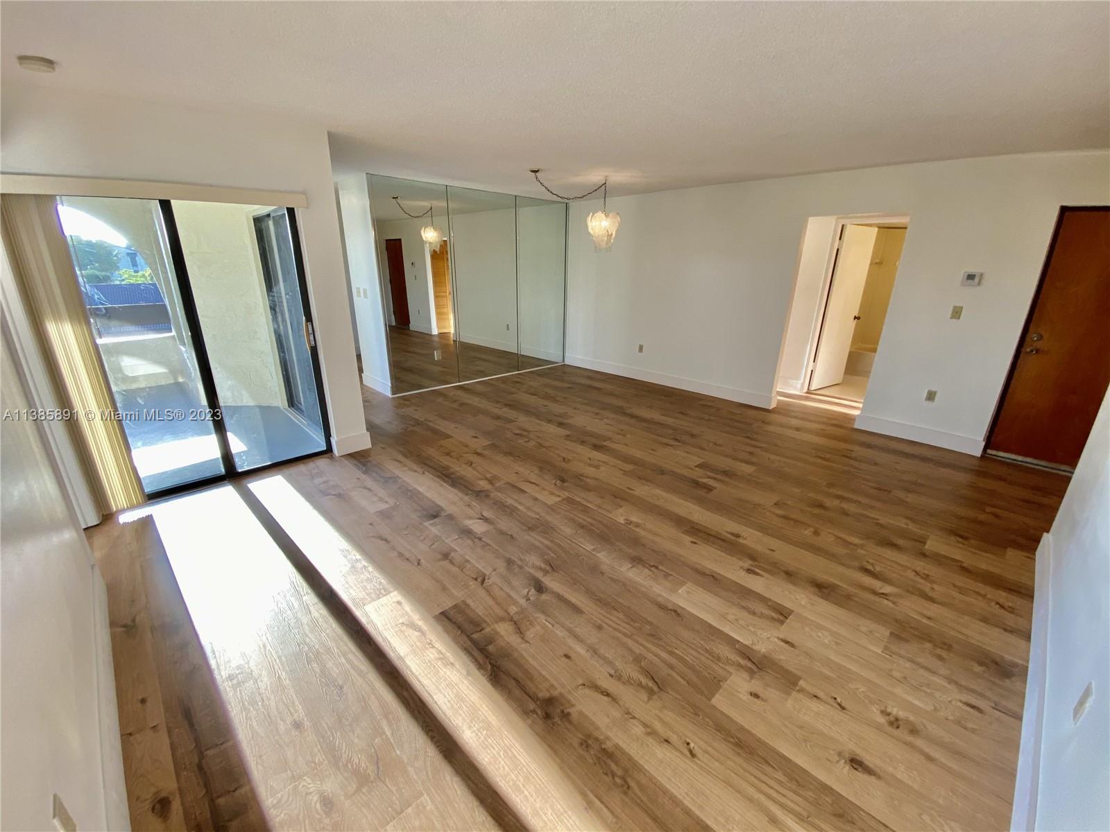 KENLAND WALK CONDO III - Residential Lease