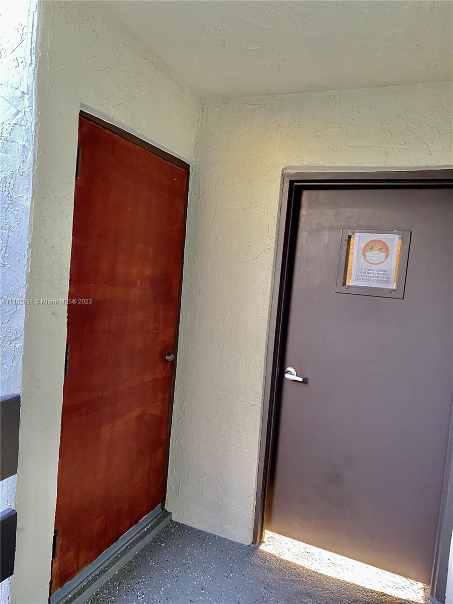 KENLAND WALK CONDO III - Residential Lease
