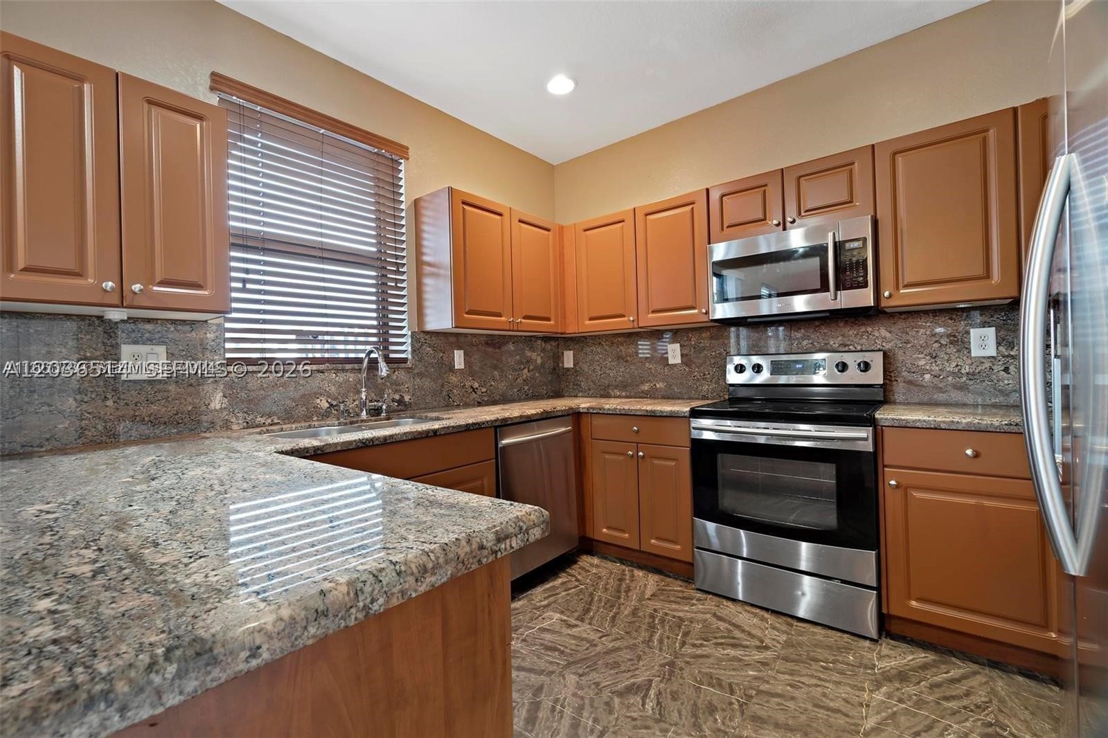 SILVER PALM EAST SEC FOUR - Residential Lease