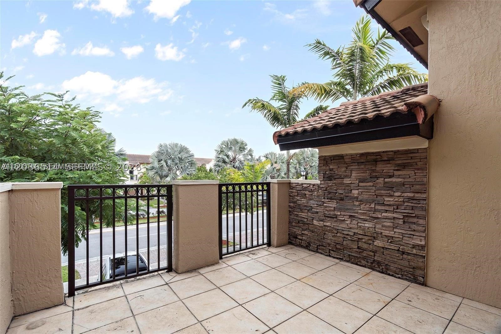 SILVER PALM EAST SEC FOUR - Residential Lease