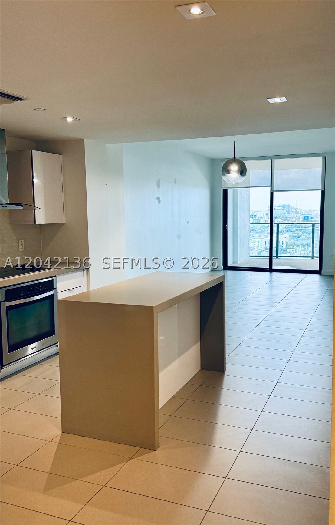 CANVAS CONDO - Residential Lease