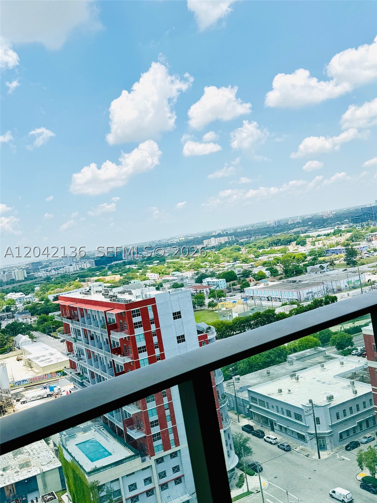 CANVAS CONDO - Residential Lease