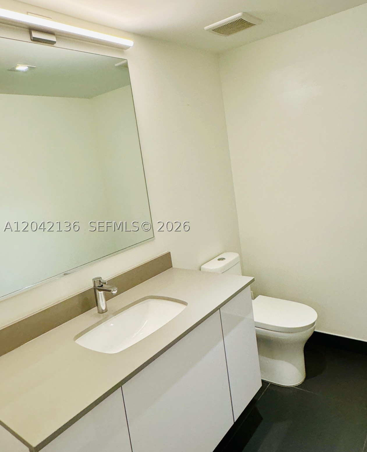 CANVAS CONDO - Residential Lease