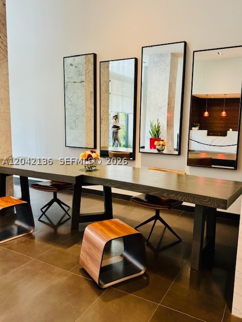 CANVAS CONDO - Residential Lease