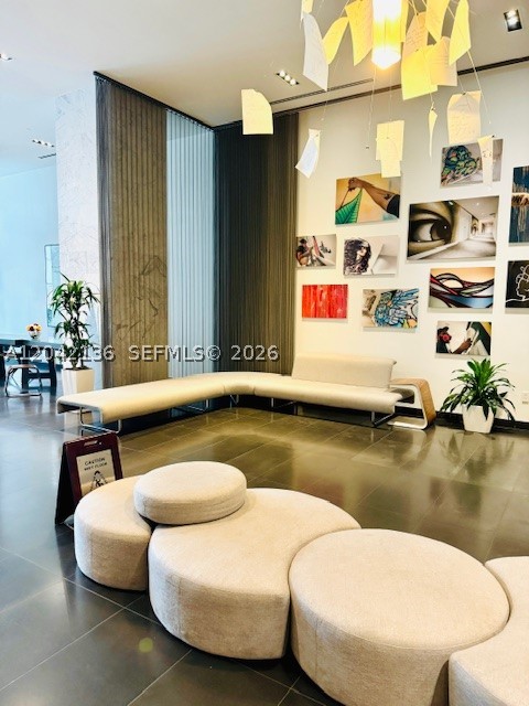 CANVAS CONDO - Residential Lease