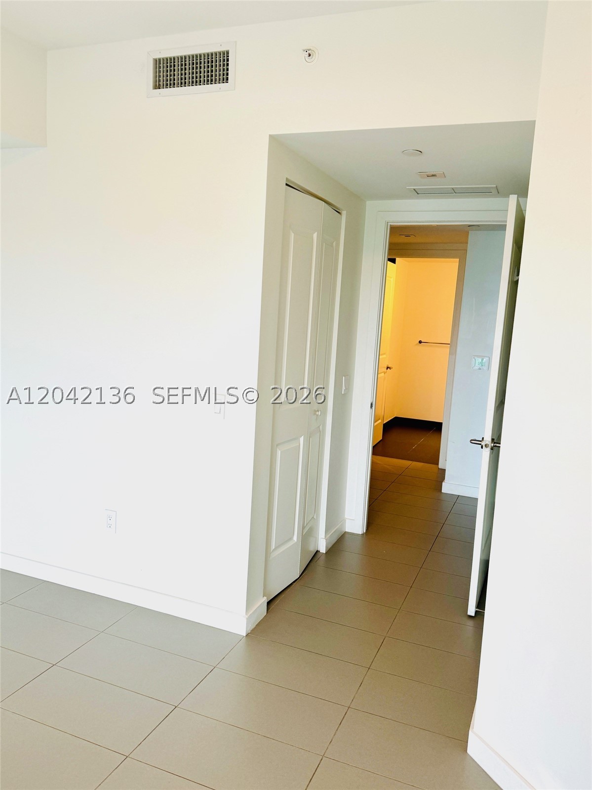 CANVAS CONDO - Residential Lease