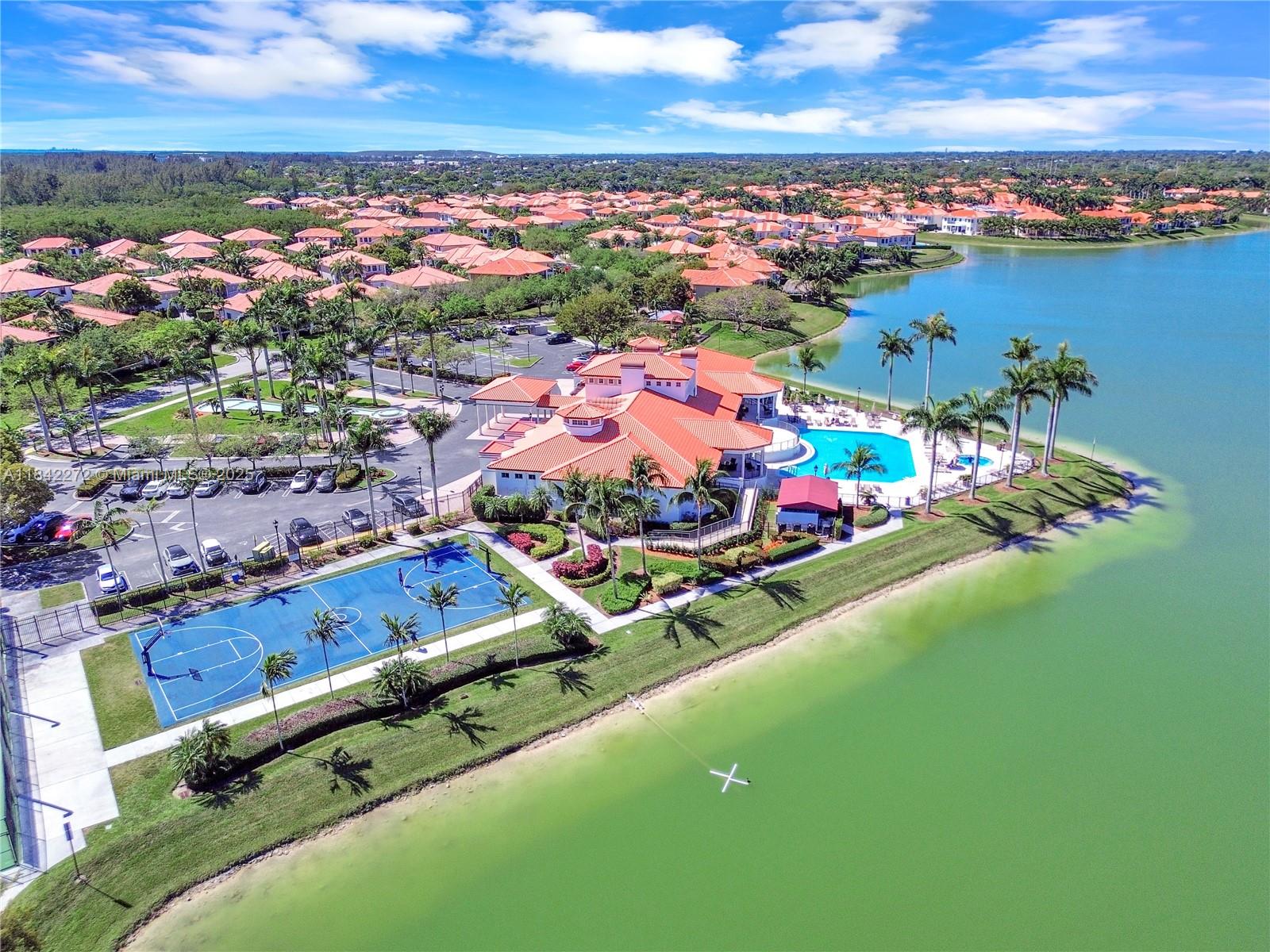 CUTLER CAY - Residential Lease