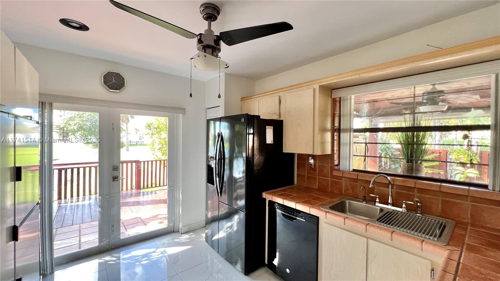 EAST WIND LAKE VILLAGE - Residential Lease