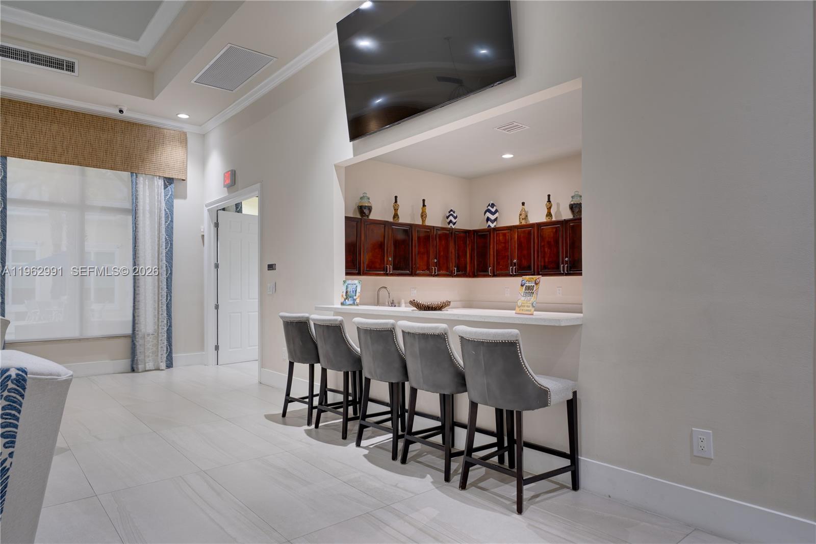 CARIBBEAN ISLES VILLAS CO - Residential