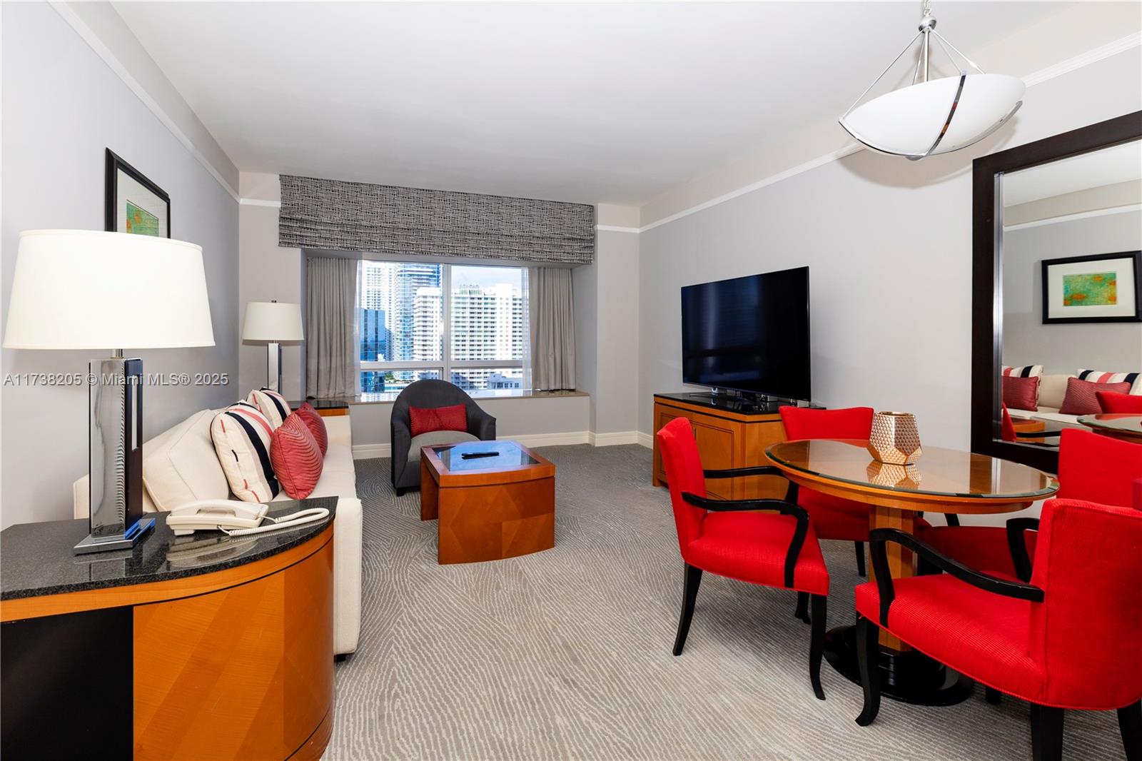 Remodeled 1 bedroom 1.5 Bathroom Executive suite with city views. All Four Seasons amenities; 3 pools, jacuzzi, Equinox Gym, business center, restaurant, 24H room service, Concierge. 1 storage unit & 1 parking space. The Four Seasons Hotel & Tower represents the absolute highest level in world-class amenities and personalizes 5-star service. Must See!! Unit Now Occupied Need 48H notice to show