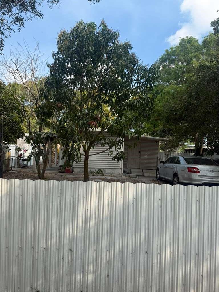 CLEWISTON RAILROAD TRACTS - Residential