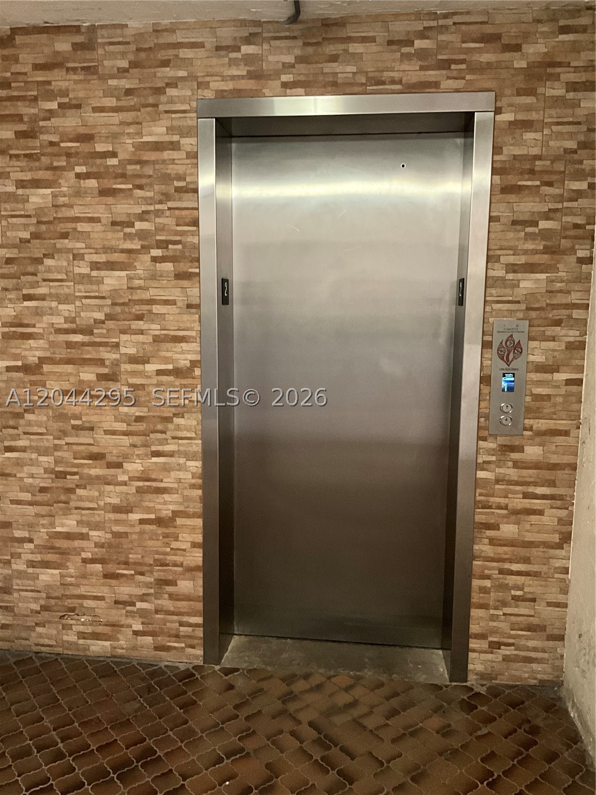 VERSAILLE GARDENS I CONDO - Residential