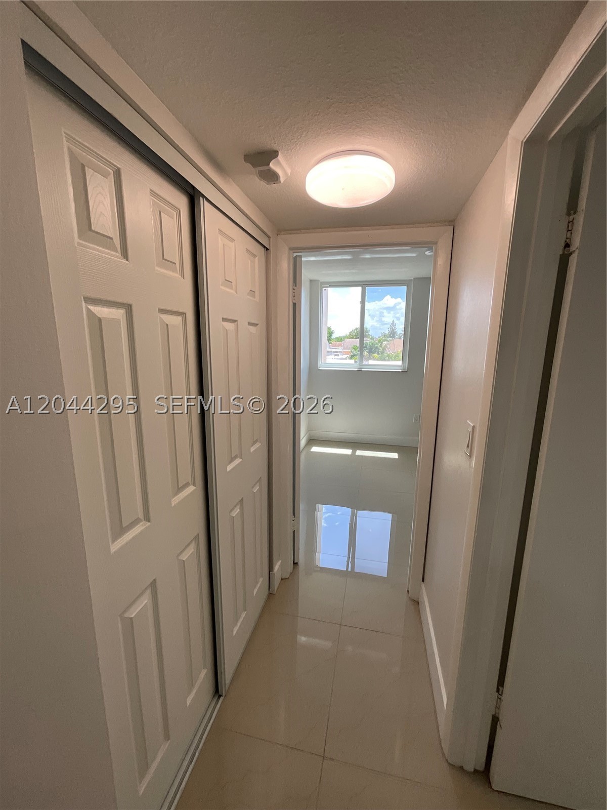 VERSAILLE GARDENS I CONDO - Residential