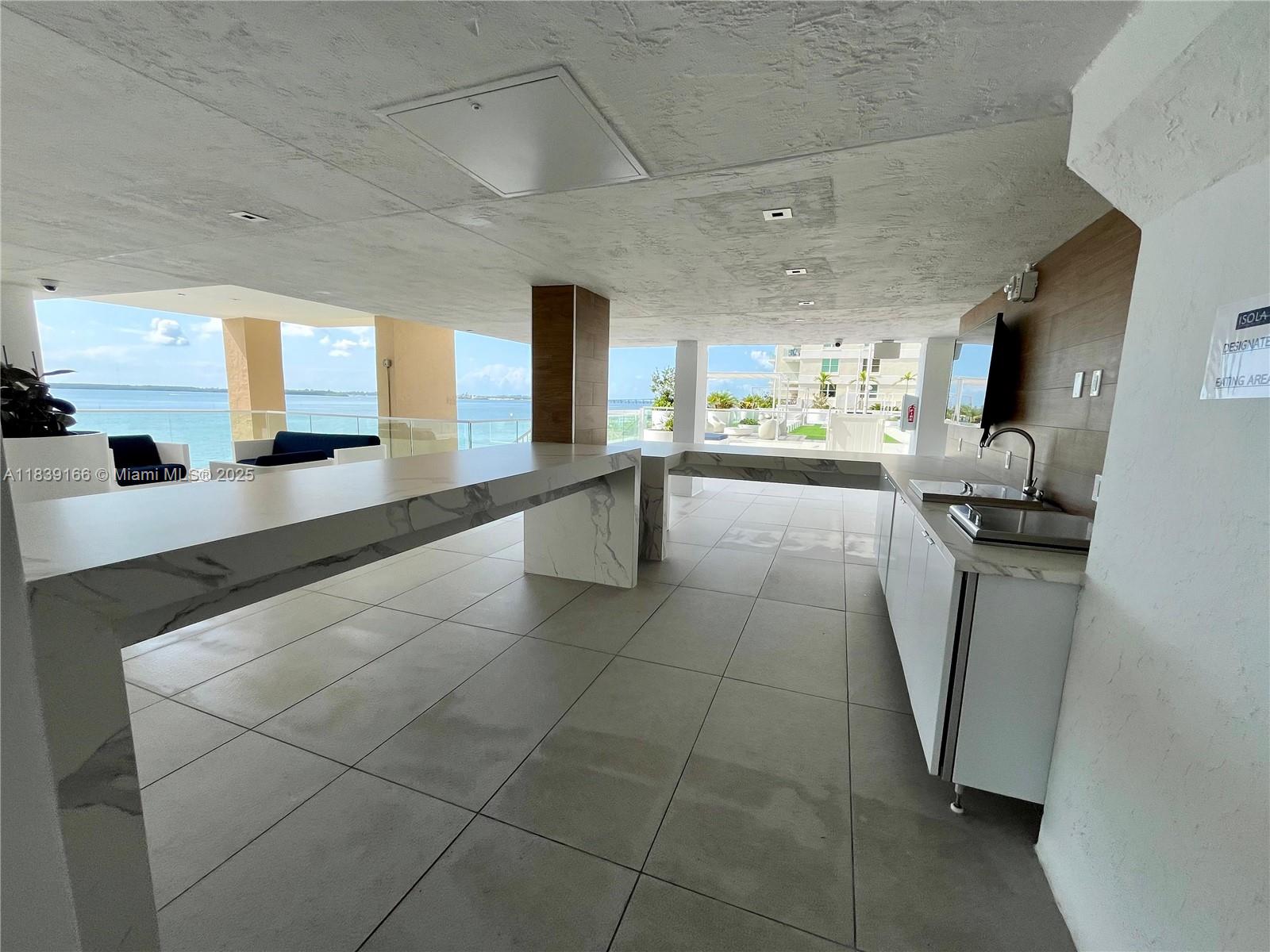 ISOLA CONDO - Residential Lease