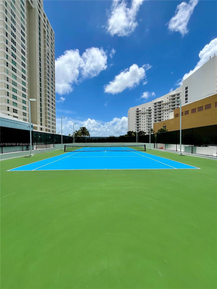 ISOLA CONDO - Residential Lease