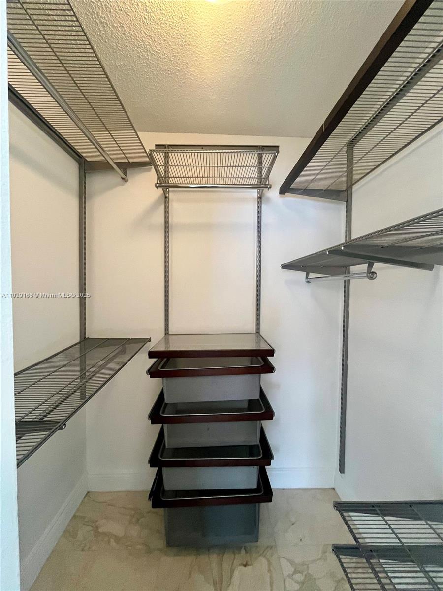 ISOLA CONDO - Residential Lease