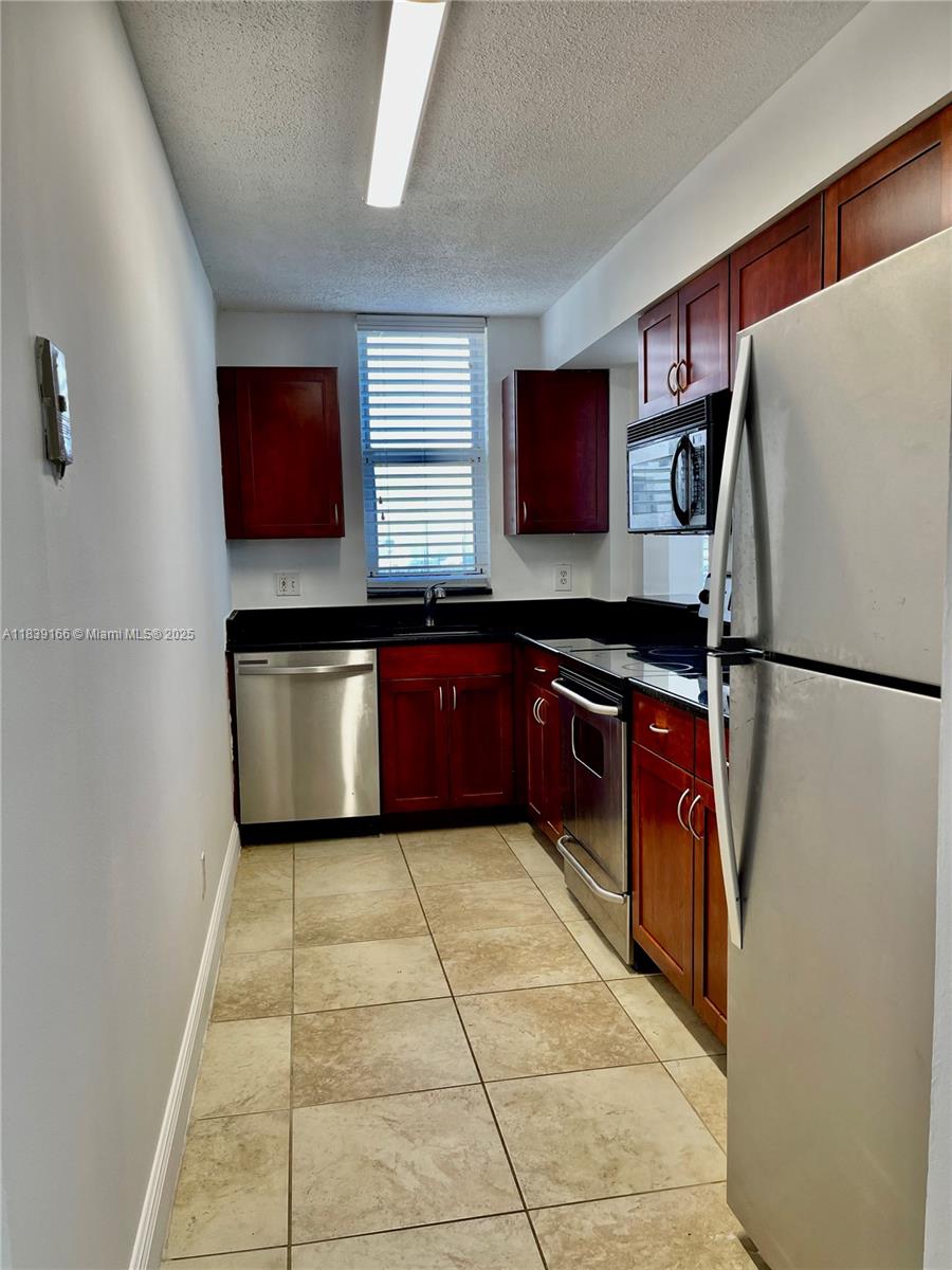 ISOLA CONDO - Residential Lease