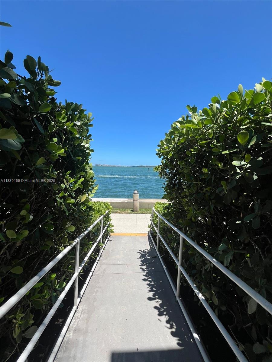 ISOLA CONDO - Residential Lease