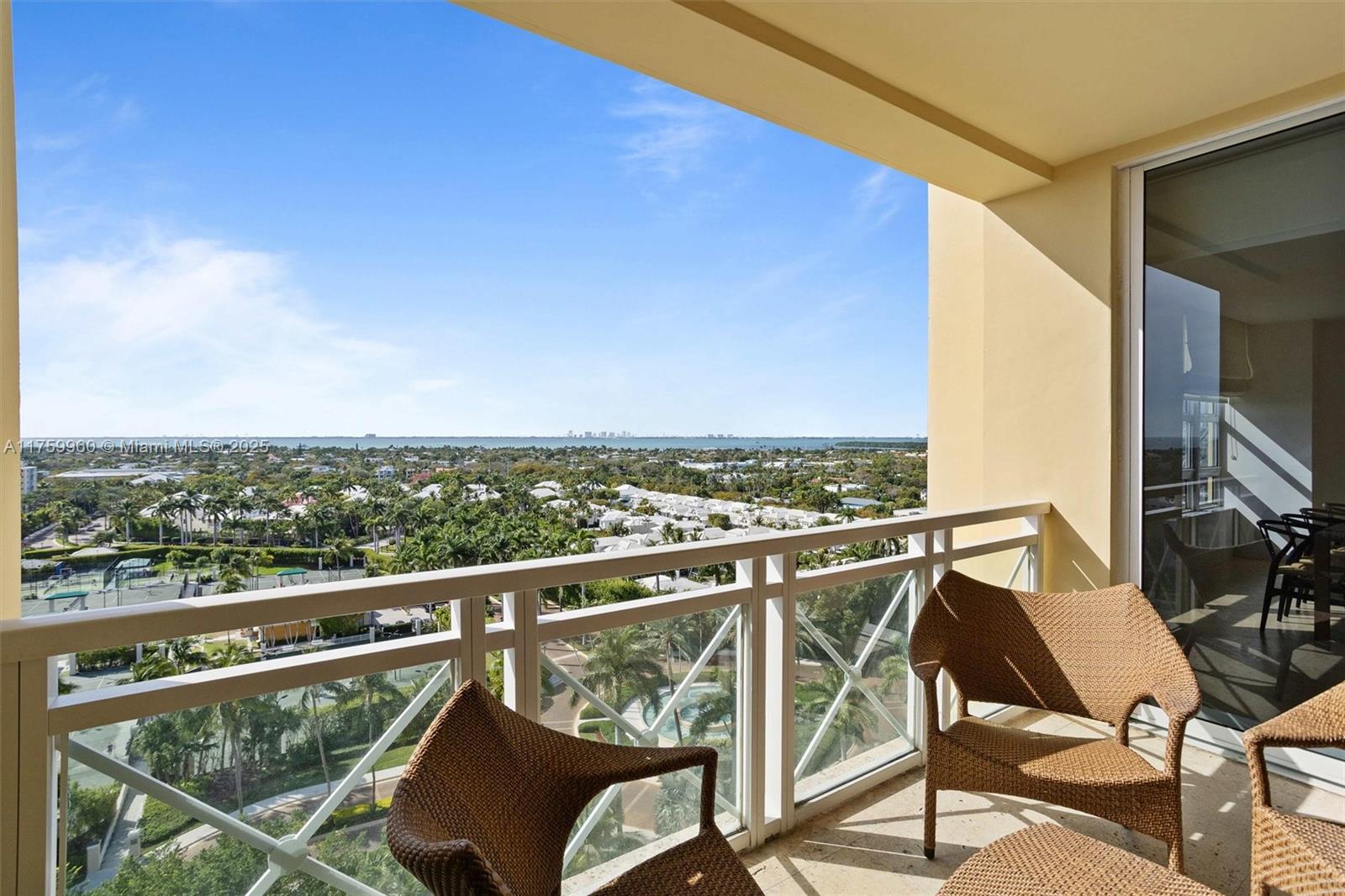 GRAND BAY RESIDENCES COND - Residential