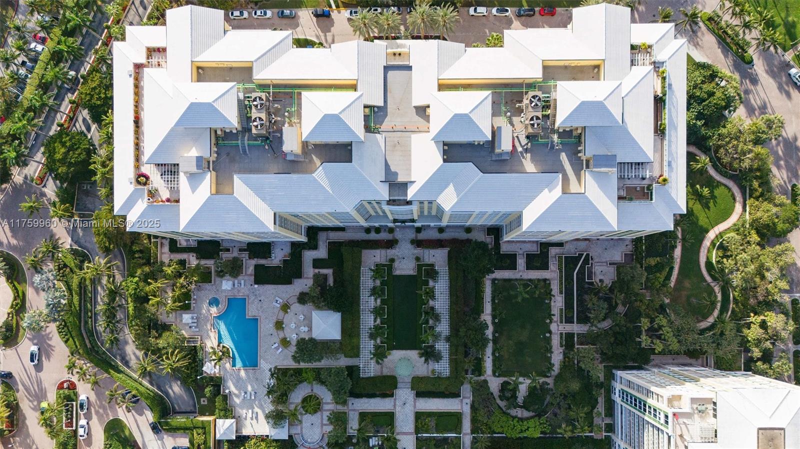 GRAND BAY RESIDENCES COND - Residential