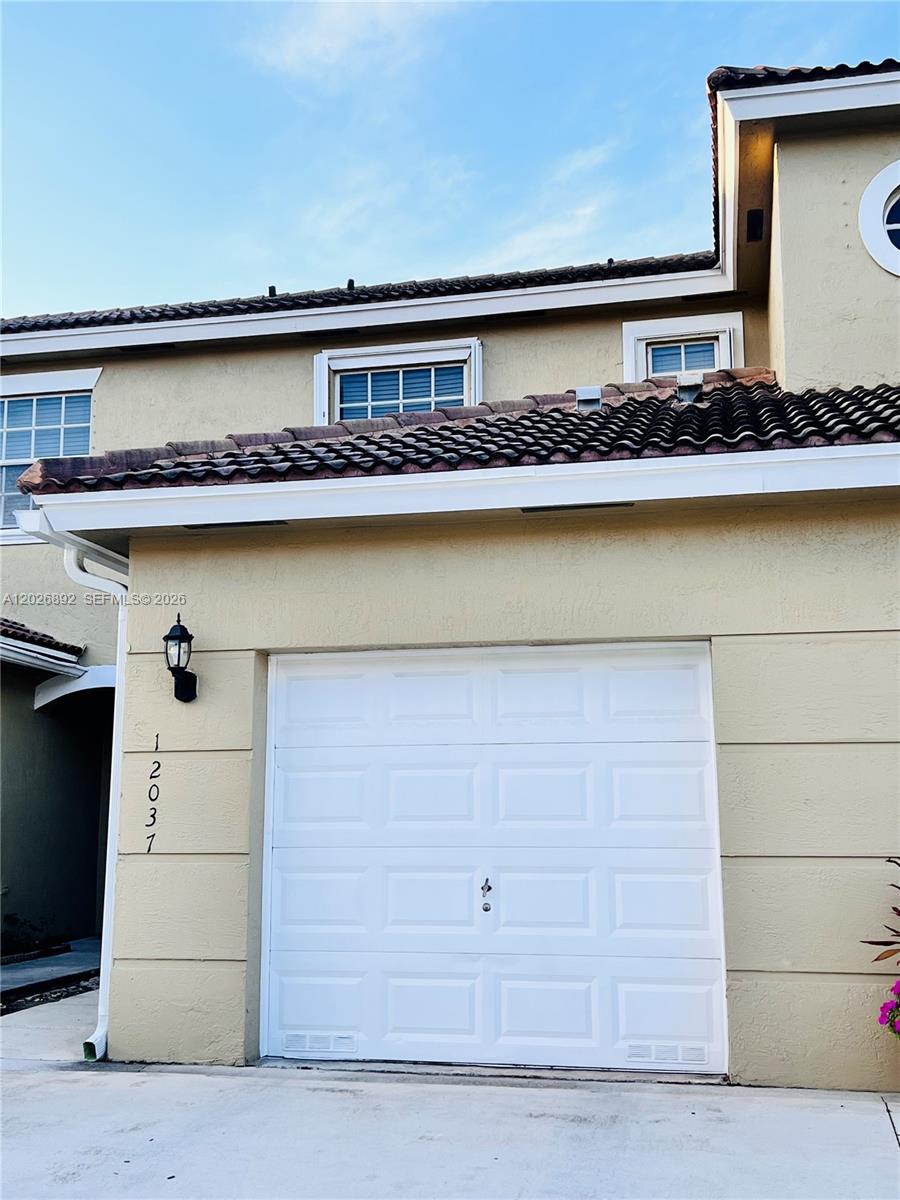 Rare opportunity to own a spacious townhouse in one of West Pembroke Pines’ most sought-after gated communities! This two-story residence features dual primary suites, 2.5 bathrooms, a one-car garage, covered patio, and accordion hurricane shutters.

Enjoy a lifestyle of comfort and convenience with exclusive resident amenities including a sparkling pool, tennis courts, and fitness center. Centrally located near excellent schools, shopping centers, restaurants, hospitals, and easy highway access.

Perfect for a buyer ready to add their own modern touches and create their dream home in an unbeatable location.