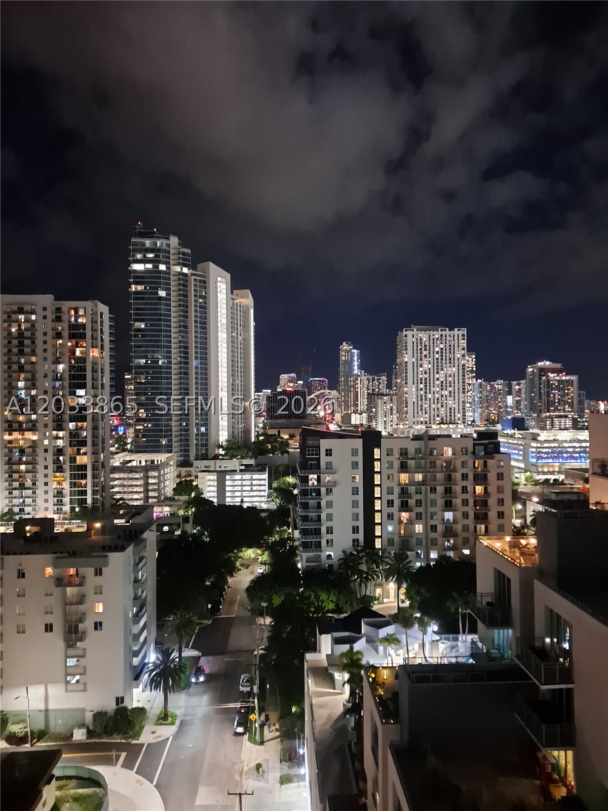 GALLERY ART CONDO - Residential Lease