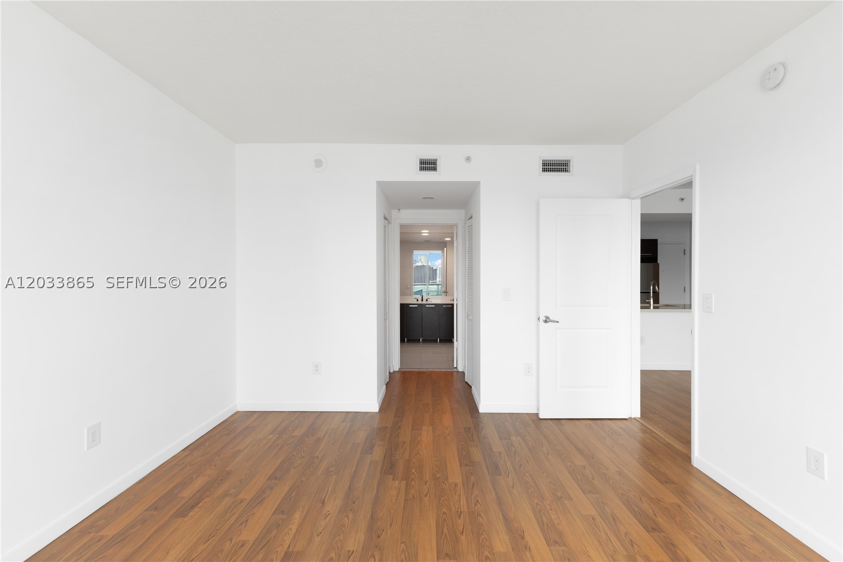 GALLERY ART CONDO - Residential Lease