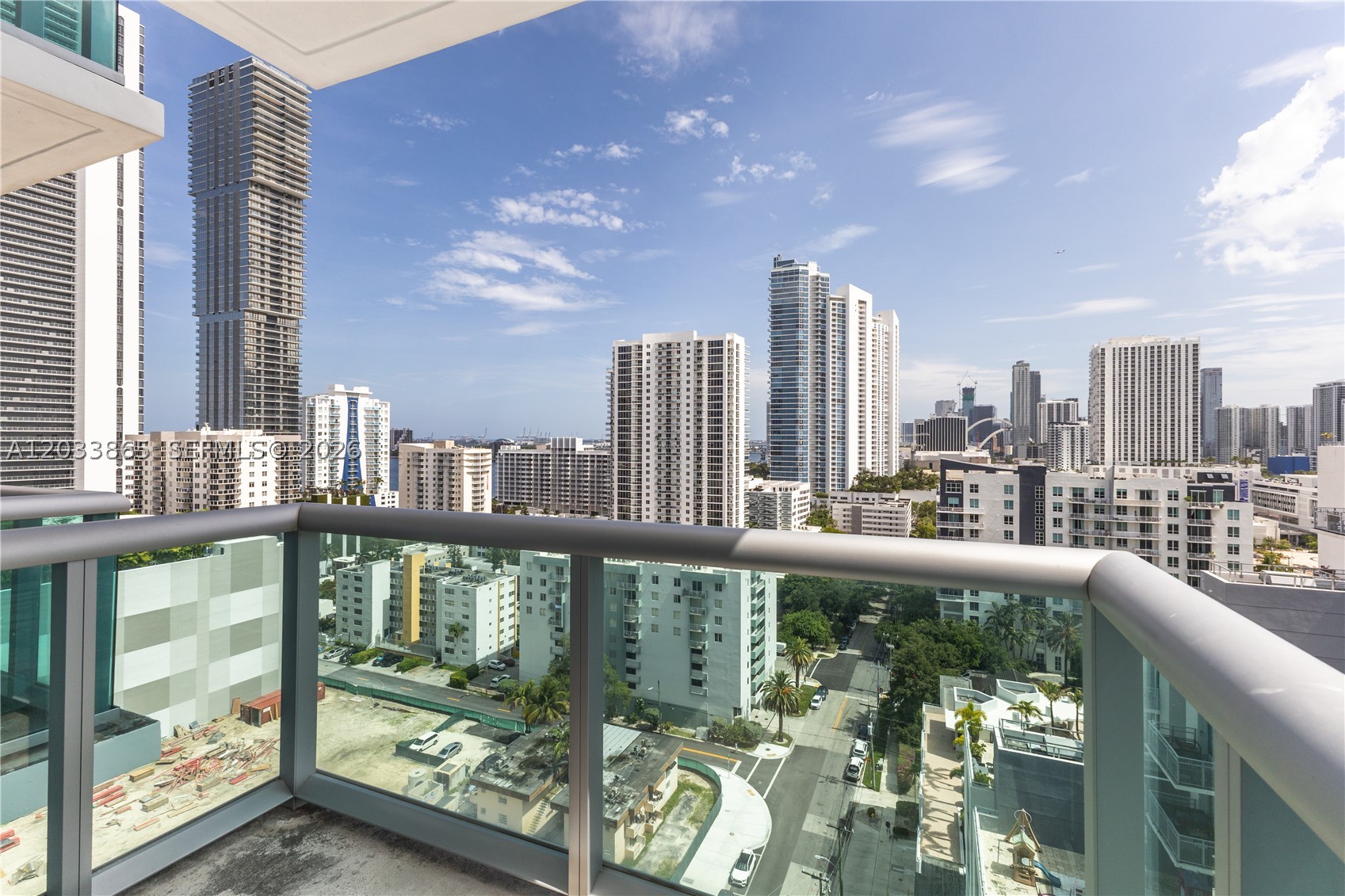 GALLERY ART CONDO - Residential Lease