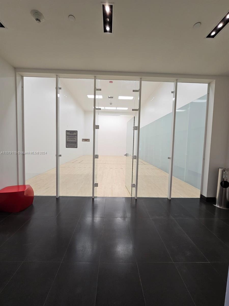 CANVAS CONDO - Residential Lease