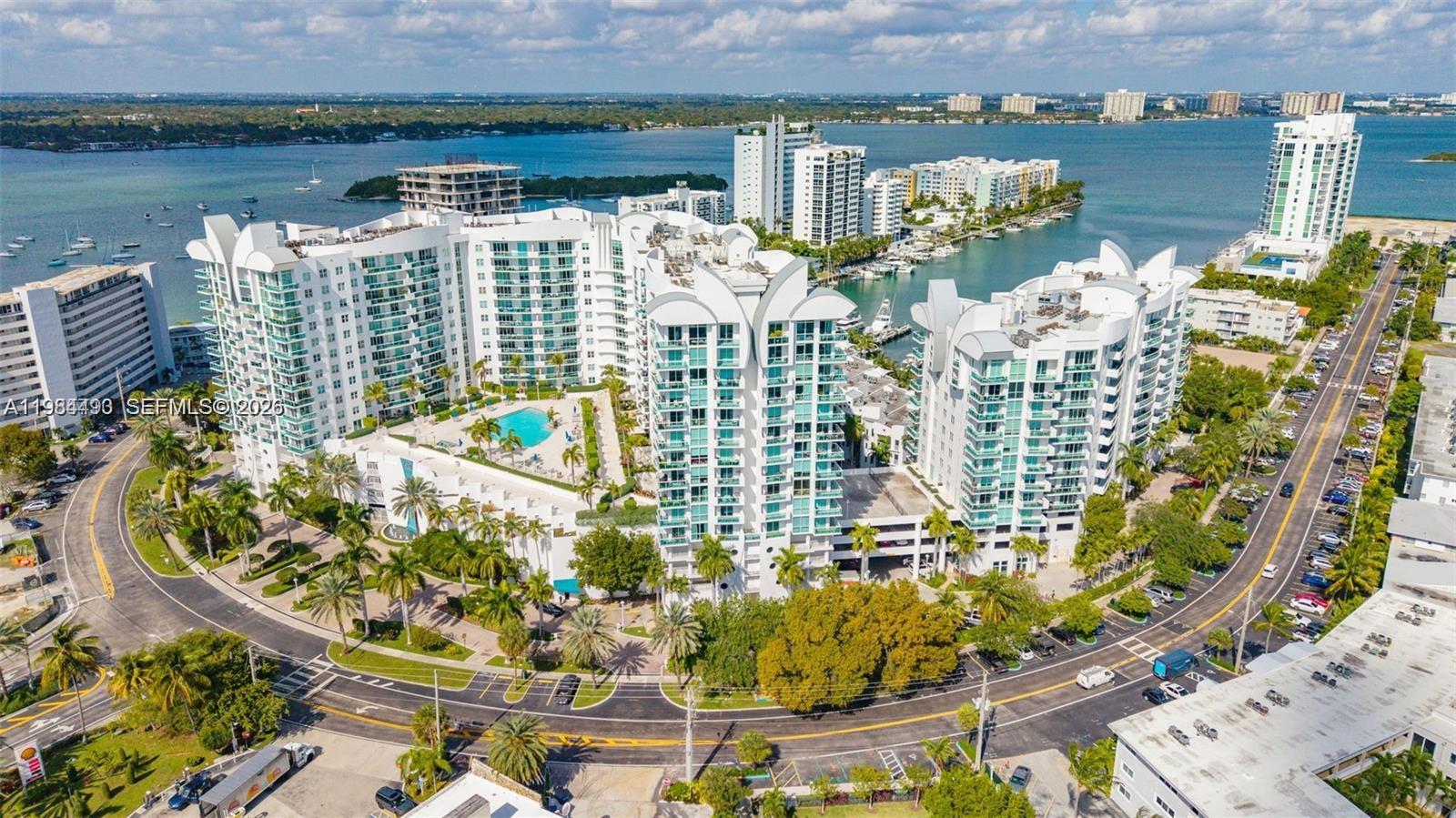360 CONDO B - Residential