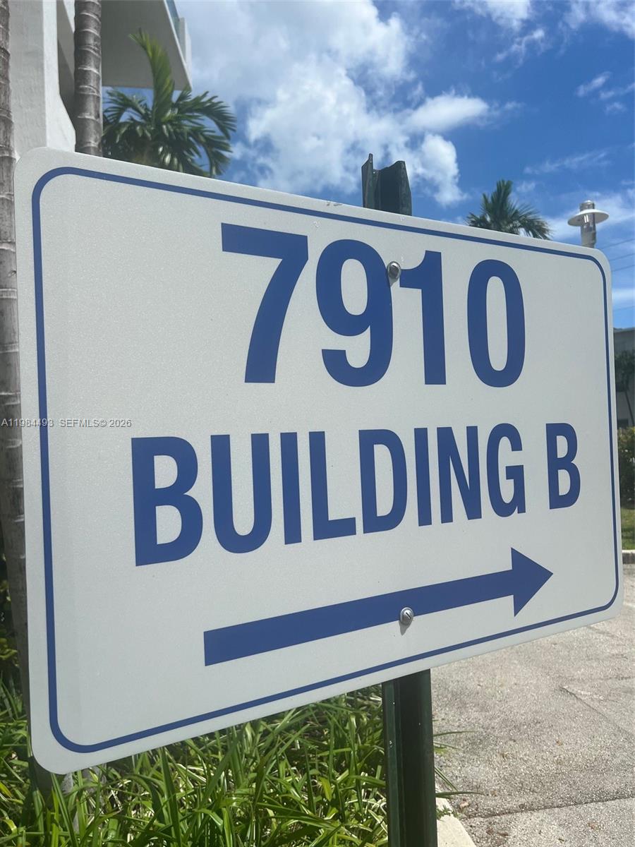 360 CONDO B - Residential