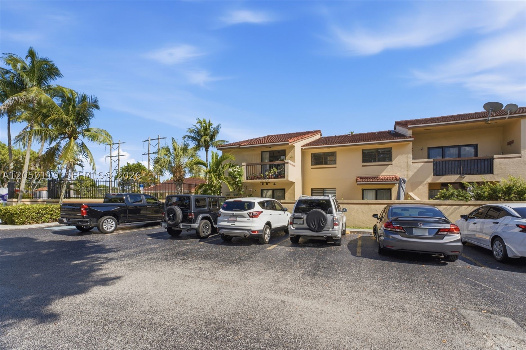 KENDALL LKS EAST PATIO CO - Residential