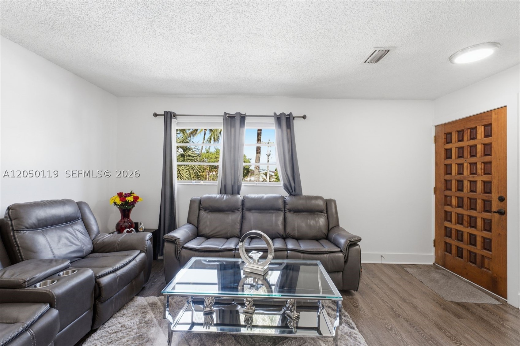 KENDALL LKS EAST PATIO CO - Residential