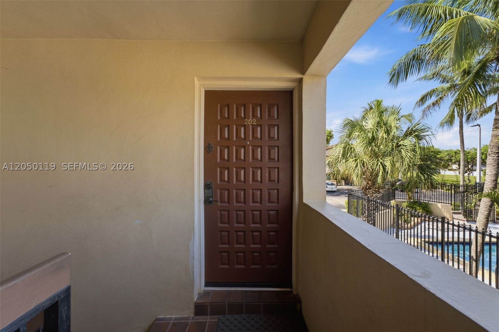 KENDALL LKS EAST PATIO CO - Residential