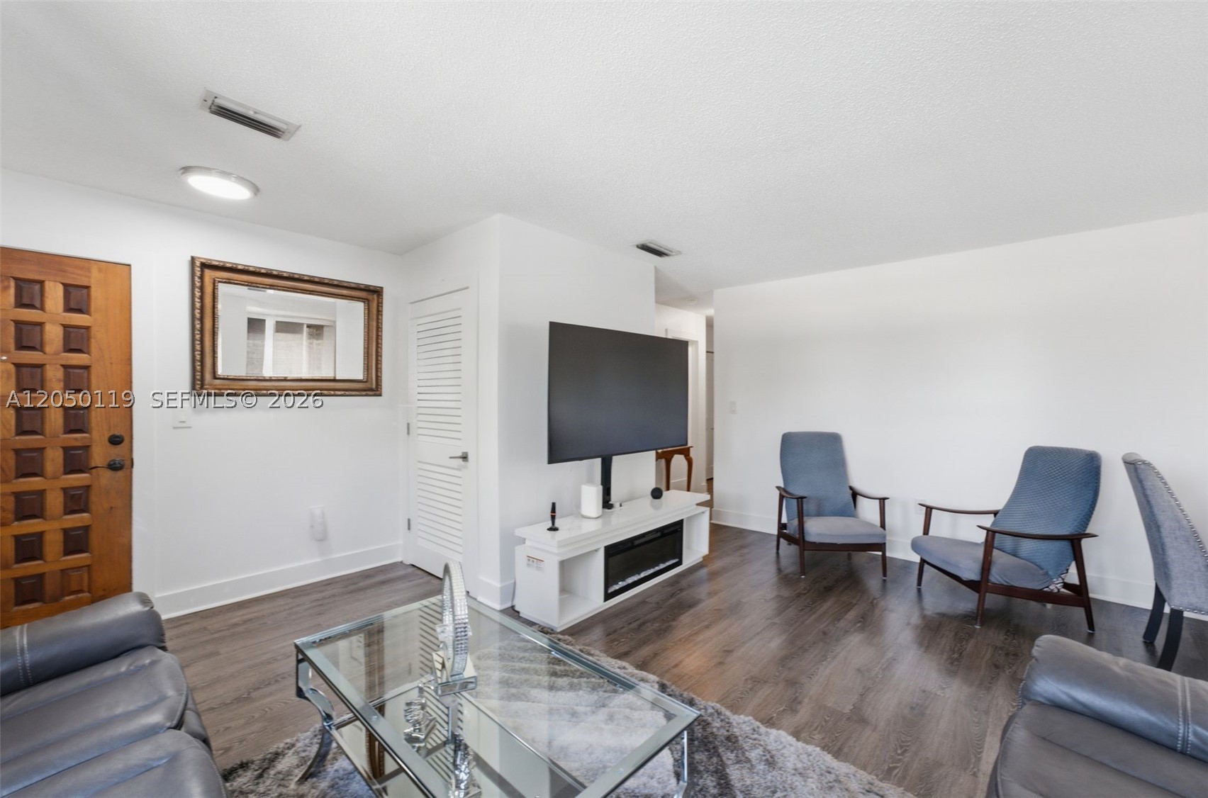 KENDALL LKS EAST PATIO CO - Residential