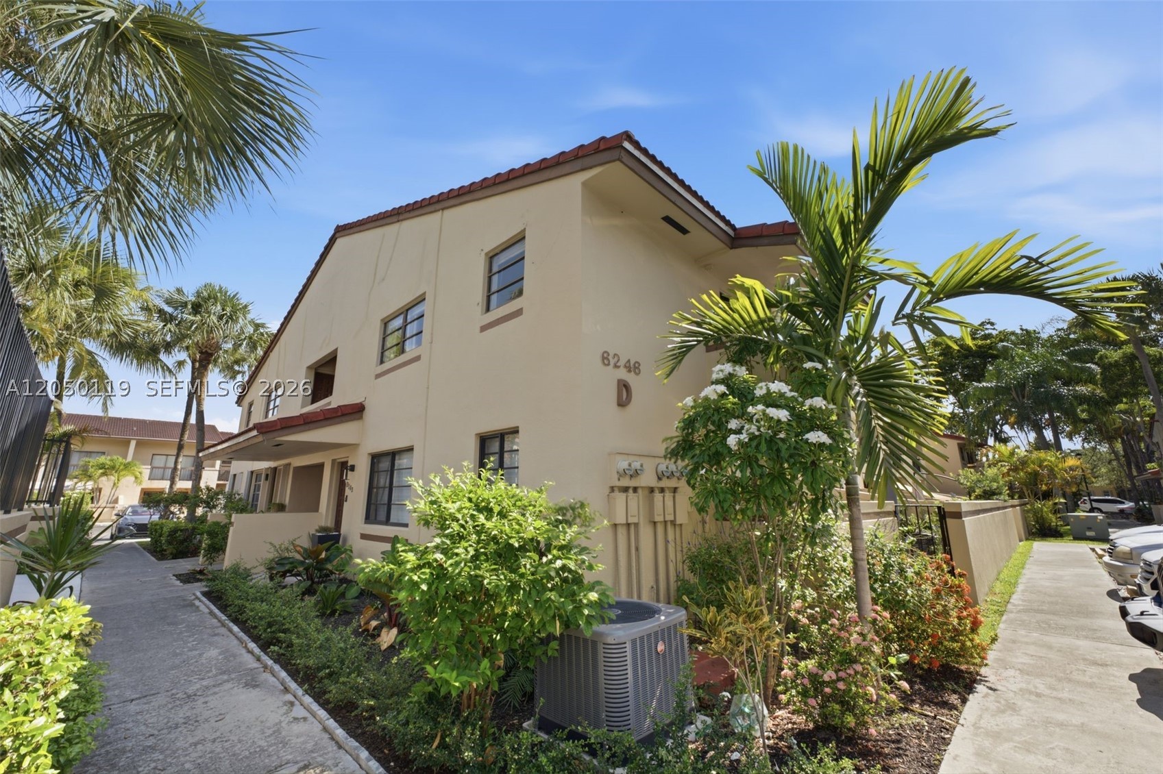 KENDALL LKS EAST PATIO CO - Residential