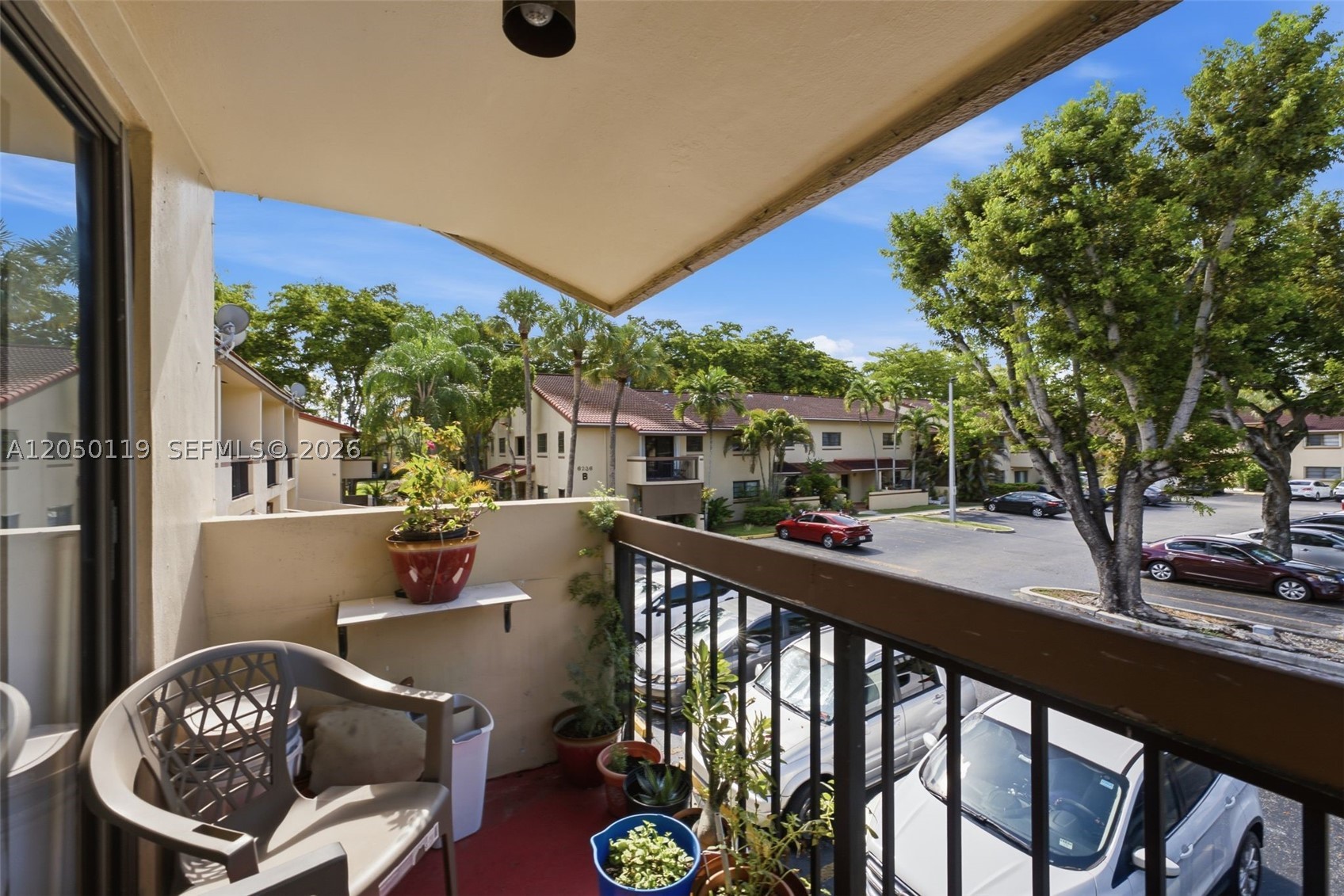 KENDALL LKS EAST PATIO CO - Residential