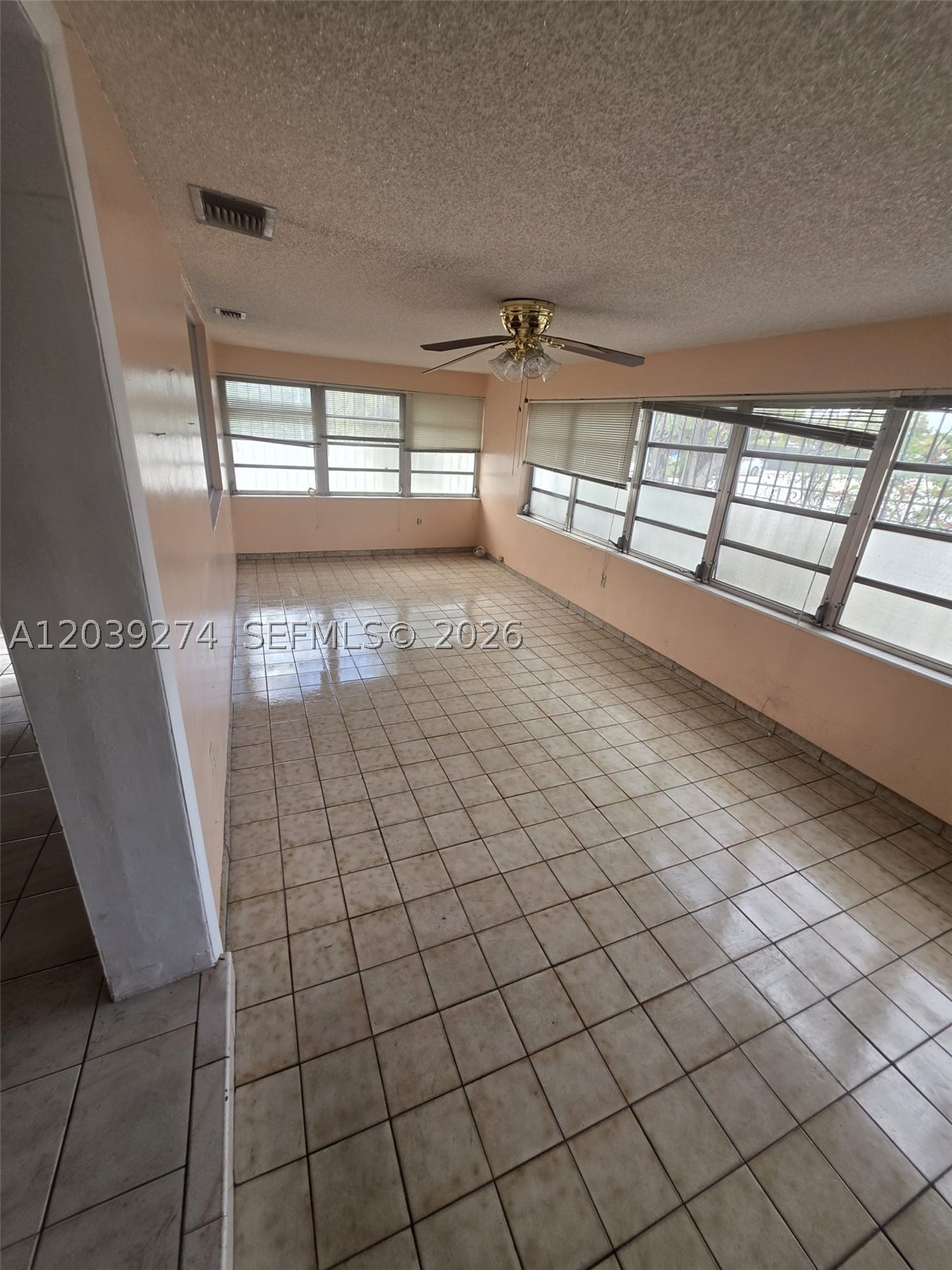EAST HIALEAH - Residential