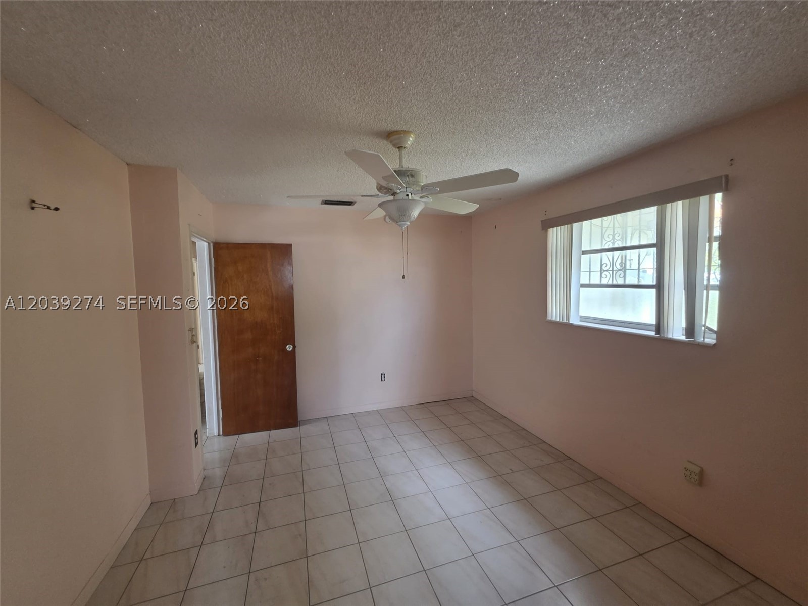 EAST HIALEAH - Residential