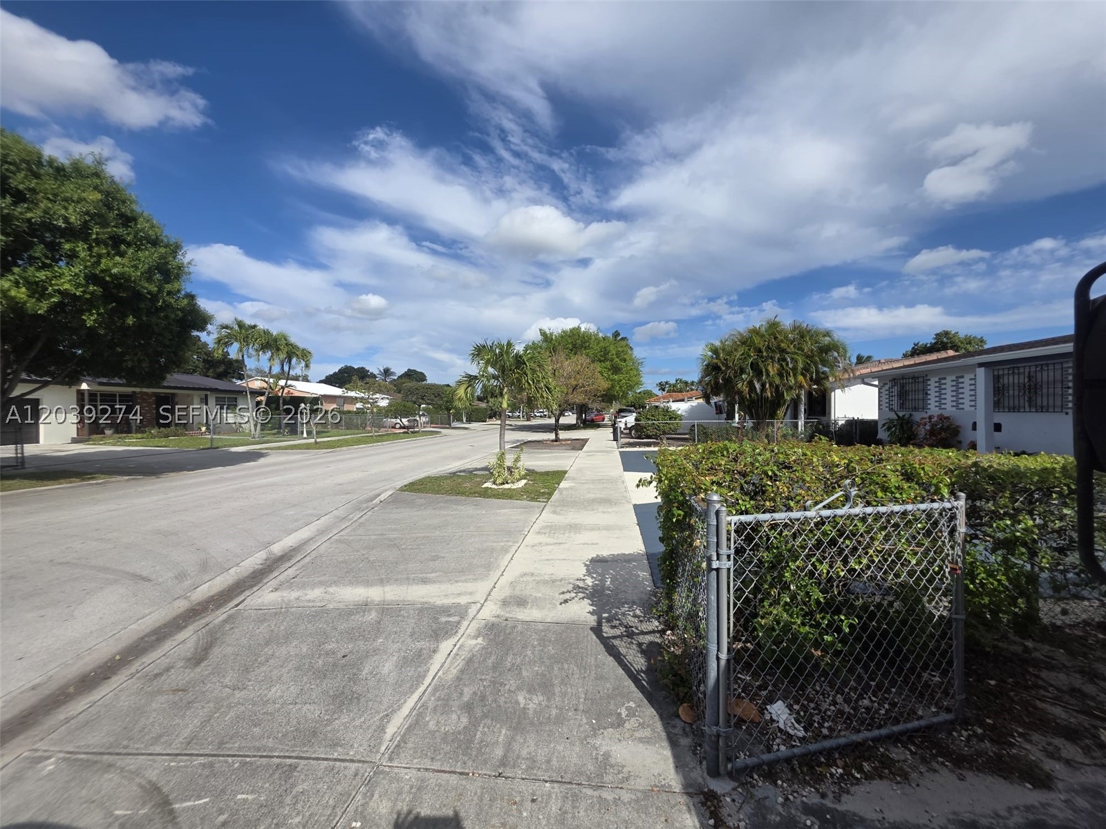 EAST HIALEAH - Residential
