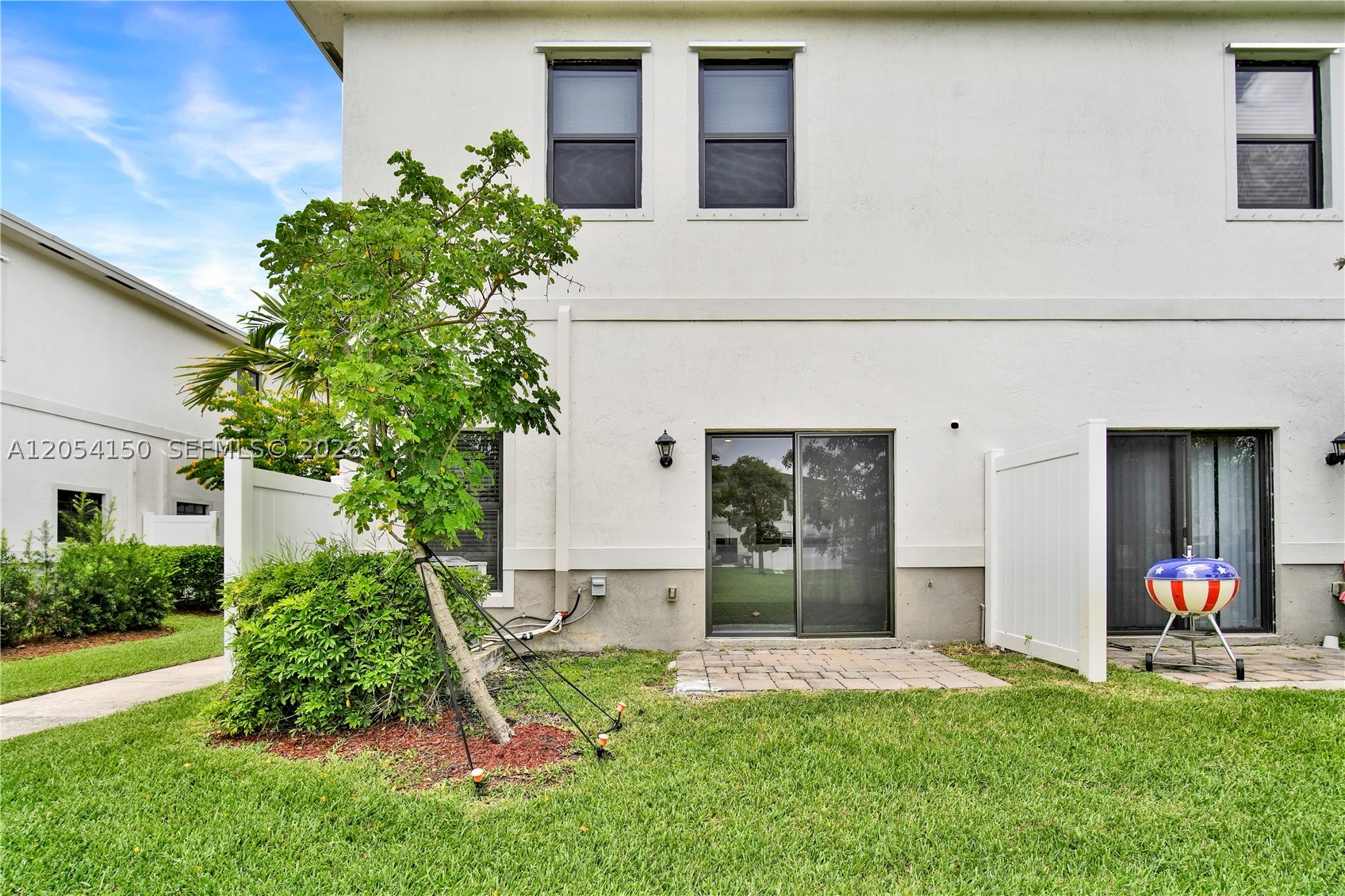REGAL PALM SUBDIVISION - Residential Lease