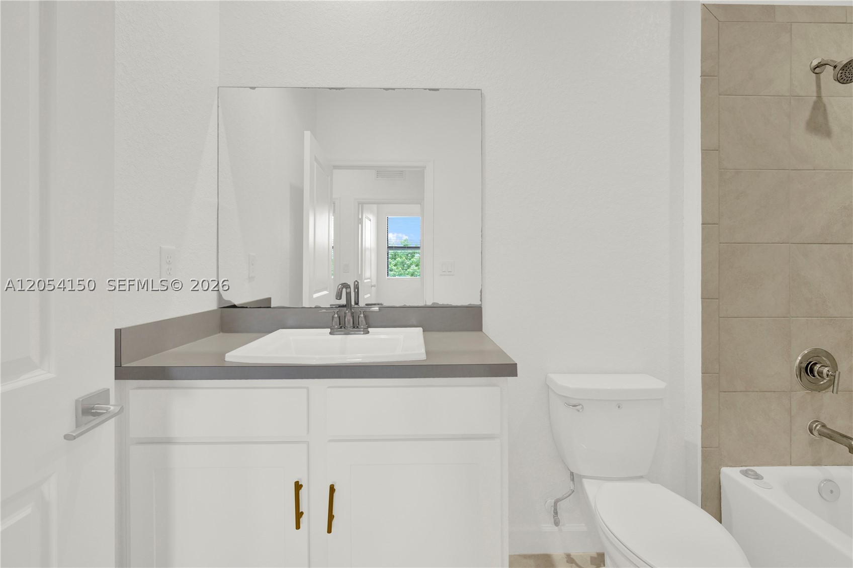 REGAL PALM SUBDIVISION - Residential Lease