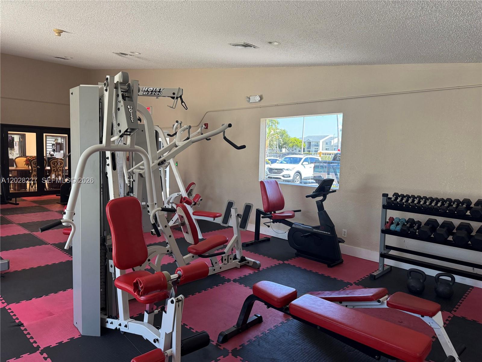 MIRASSOU CONDO - Residential Lease