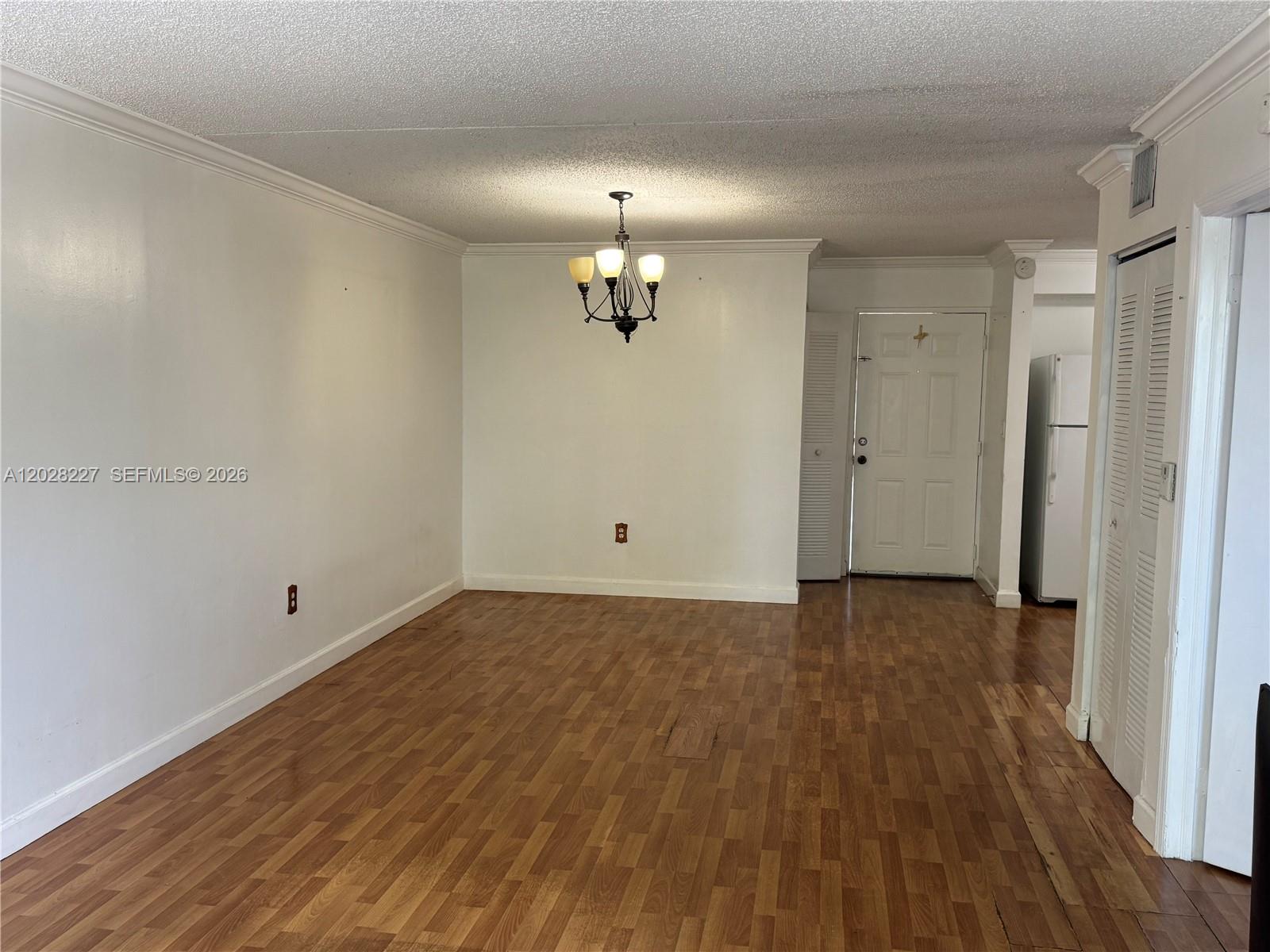 MIRASSOU CONDO - Residential Lease