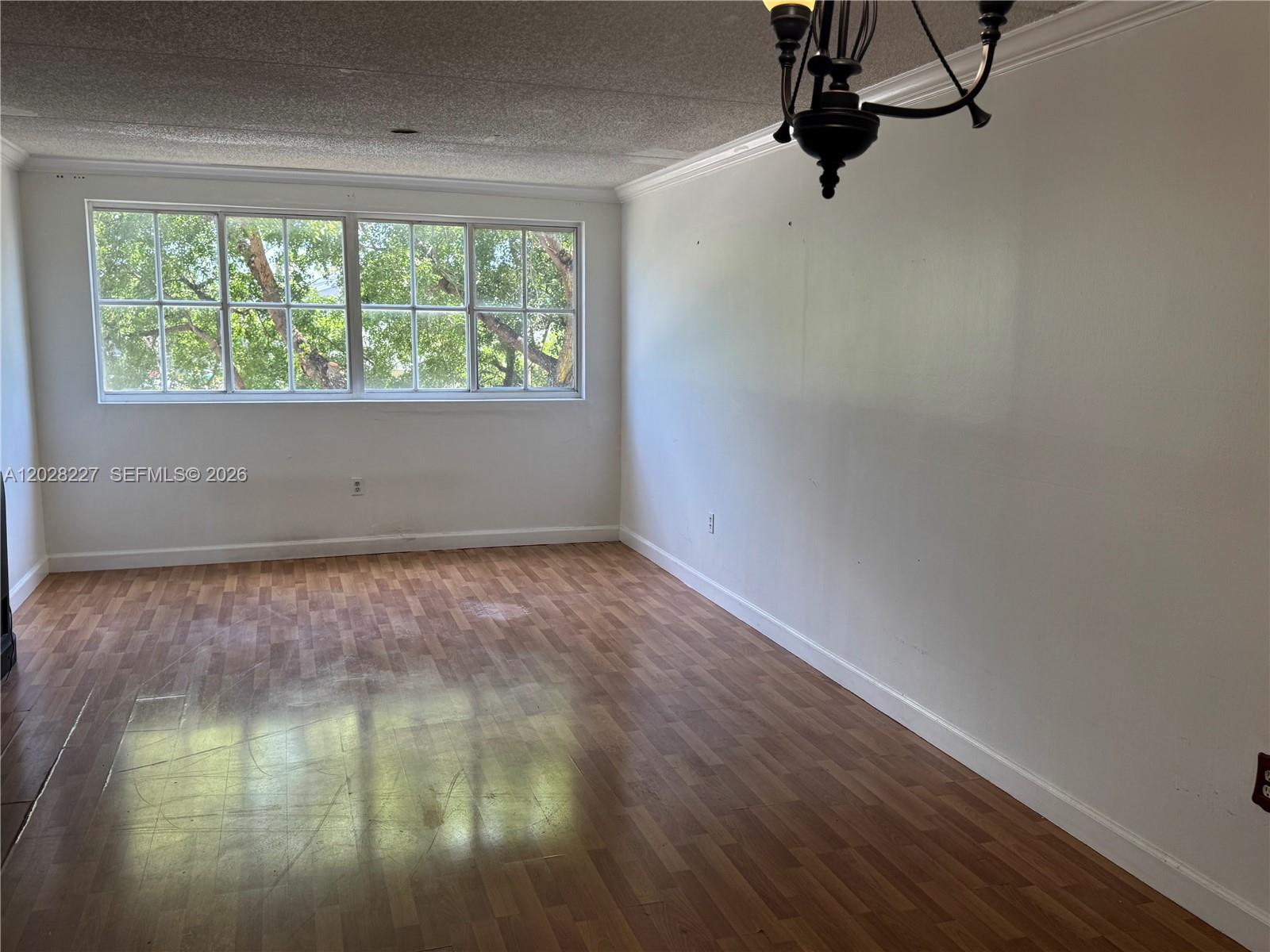 MIRASSOU CONDO - Residential Lease