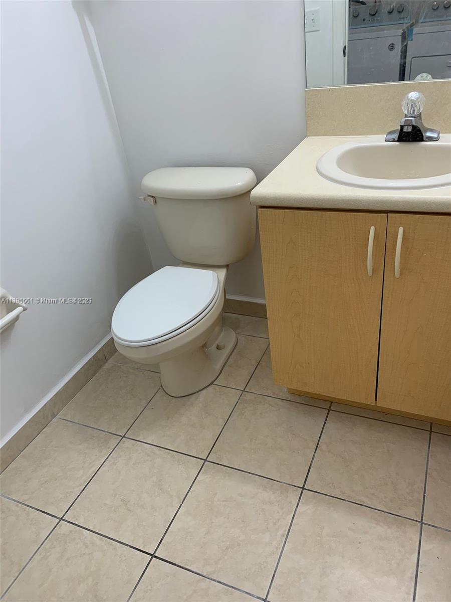 SOUTH POINTE COVE CONDO - Residential