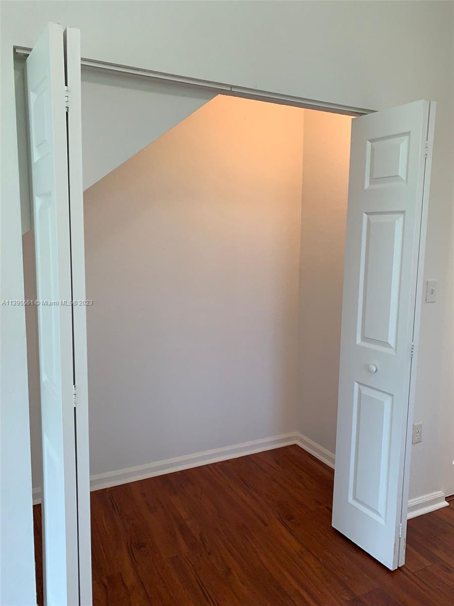 SOUTH POINTE COVE CONDO - Residential