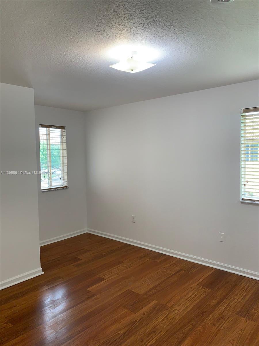 SOUTH POINTE COVE CONDO - Residential
