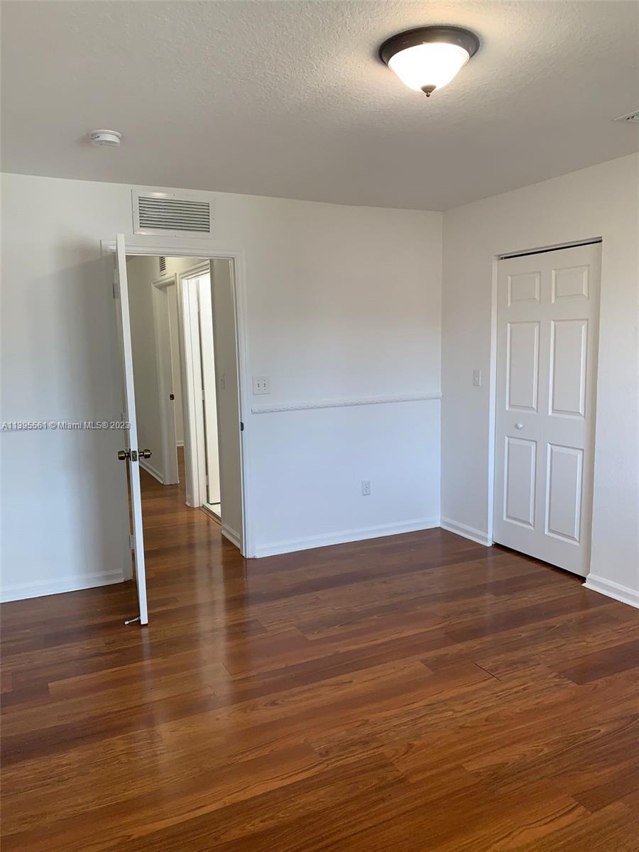 SOUTH POINTE COVE CONDO - Residential